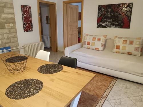 Apartment Moreta Mare mit Terrasse by Interhome