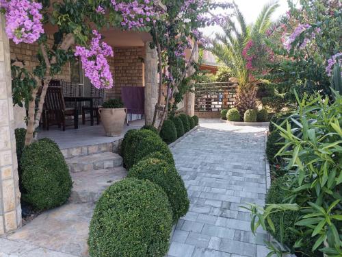 Apartment Moreta Mare mit Terrasse by Interhome