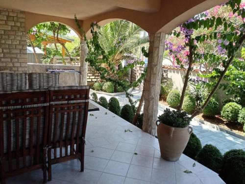 Apartment Moreta Mare mit Terrasse by Interhome