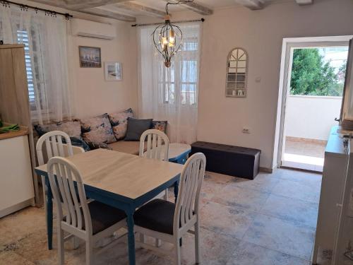 Apartment Wohnung Sibenik centar by Interhome