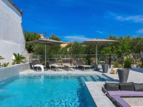 Holiday Home Villa Omnia mit Whirlpool by Interhome