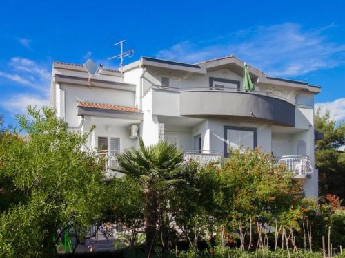 Apartment Apartmani Vesna Grebaštica by Interhome