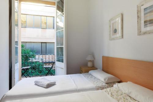 ApartEasy - Central Gracia Apartments