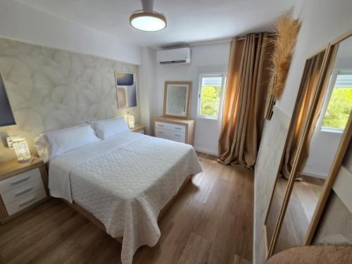 Postiguet Beach 2 garajes SuperHost SuperFlat