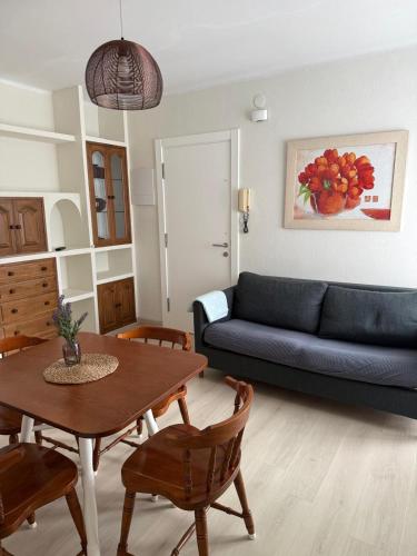 Apartamentos Angelito Playa América Ático