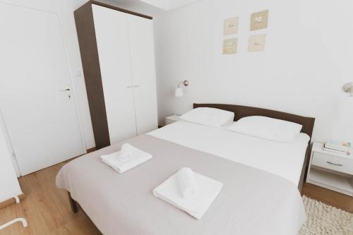 House of Albina- 10 m od mora
