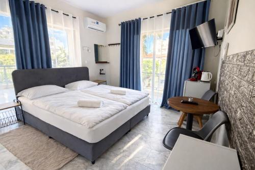 Smart Comfort Deluxe N1 private Balcony Bathroom Beach 250m Marina Port 800m