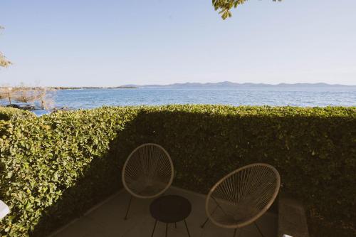 House of Albina- 10 m od mora