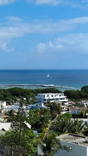 Sunset Shores Residence