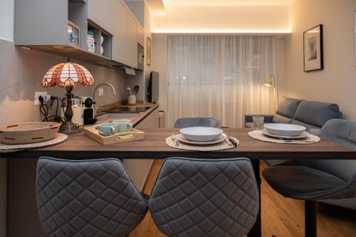 Costanza Home, Moderno ed Elegante nel Cuore della Città di Milano, Nuova Metro Blu, comodo per Duomo, San Siro e Rho Fiera Milano