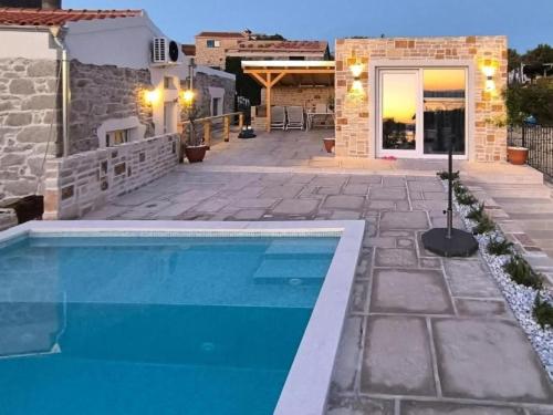 Holiday Home Haus 51 direkt am Strand by Interhome