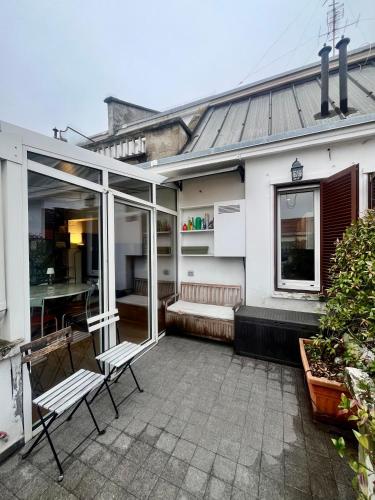 Sunny Apartment