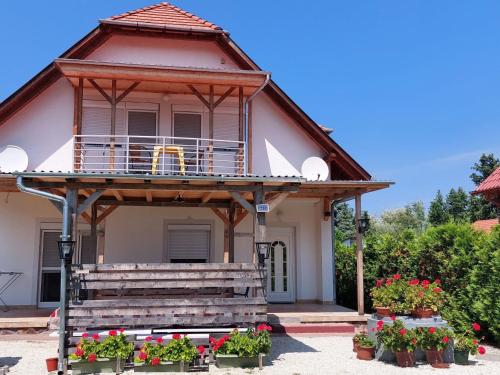 Apartment am See by Interhome