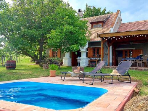 Holiday Home am Weinberg by Interhome