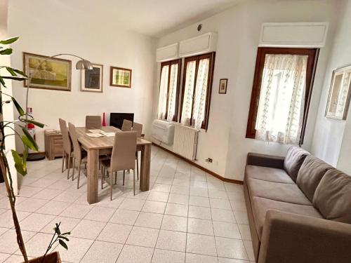 Apartment Federighi Loft mit Aufzug by Interhome