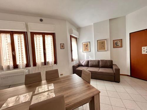 Apartment Federighi Loft mit Aufzug by Interhome