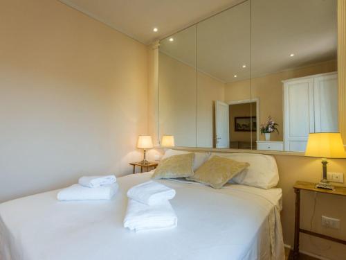 Apartment Wohnung 'Ephesus' mit Terrasse by Interhome