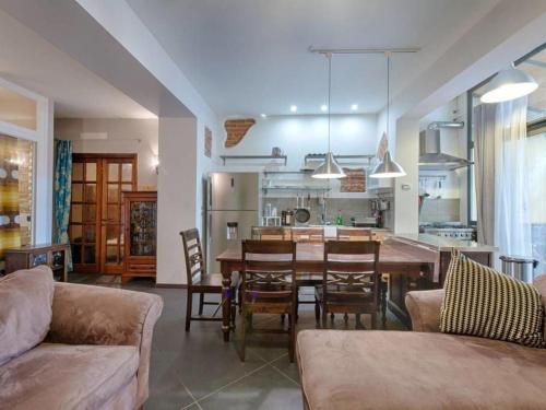 Apartment Zwei Schlafzimmer mit Garten und Whirlpool by Interhome