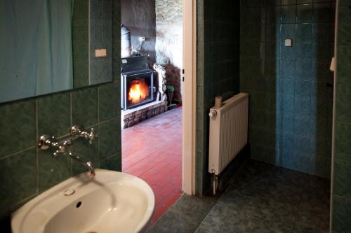 Ванна кімната в Uroczysko Deresze