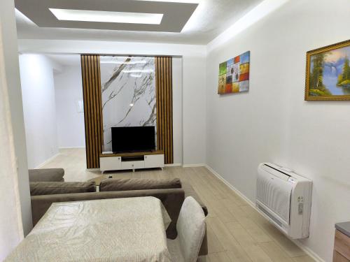 Deas Apartments in Tirana 2