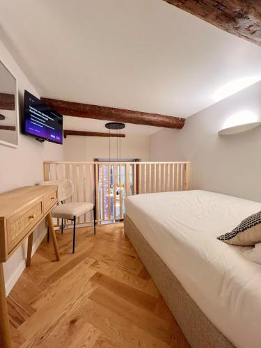 Superbe duplex proche cours Saleya