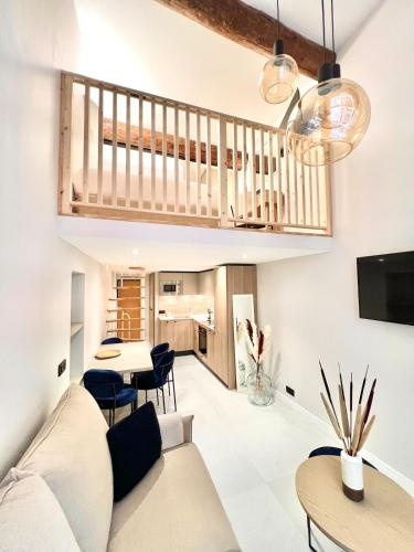 Superbe duplex proche cours Saleya