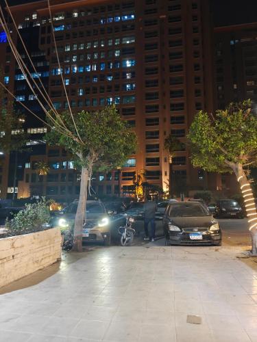 شقه فندقيه امام فندق الانتركونتنتال سيتي ستارز مدينه نصر serviced apartment facing the InterContinental Citystars Hotel Nasr City Cair