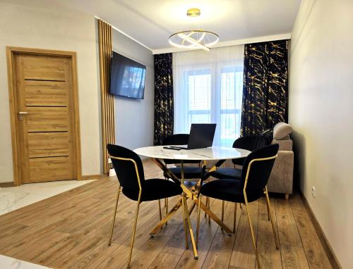 Apartament Tobaco - Apartamentylove, Garaż, Nowoczesny, Centrum, Balkon, Self Check - in, F-VAT