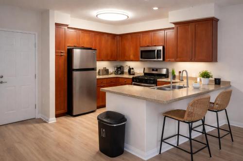 Marina Del Rey 2BR & 1BR Getaway - Gym - Pool - Sauna - Near Marina - Venice Beach photo 53