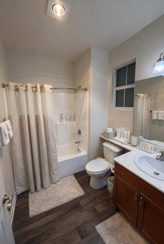 Marina Del Rey 2BR & 1BR Getaway - Gym - Pool - Sauna - Near Marina - Venice Beach photo 50