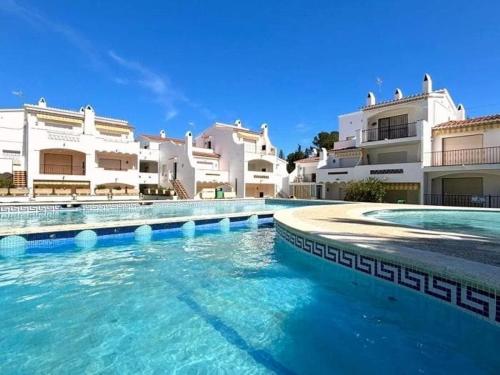 Apartamento en Puig Rom, Roses con Jardín, Piscina y Terraza Privada - HISP-312-76