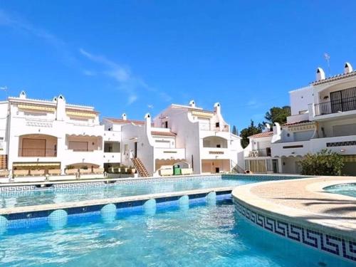 Apartamento en Puig Rom, Roses con Jardín, Piscina y Terraza Privada - HISP-312-76