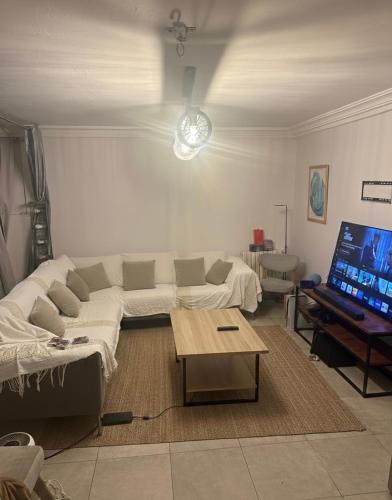 Tunis Mutuelleville Studio 4K and PS5 Amen Clinic