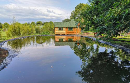 1 Bedroom Awesome Home In Rosporden