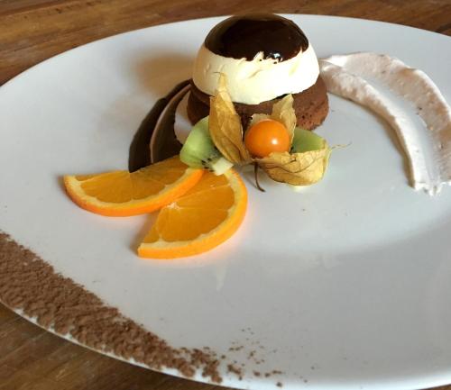 Galeriebild der Unterkunft Le Brin D'olivier in Bourg-Saint-Andéol