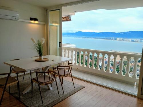 Foto LOFT ROYAL - apartamento "loft" con terraza y vistas al mar 5