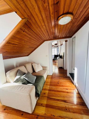 Cozy apartment in Bairro Alto Cais do Sodré