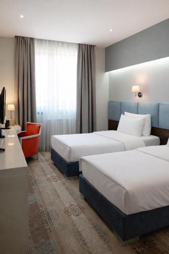 CRYSTAL Hotel Belgrade — Room