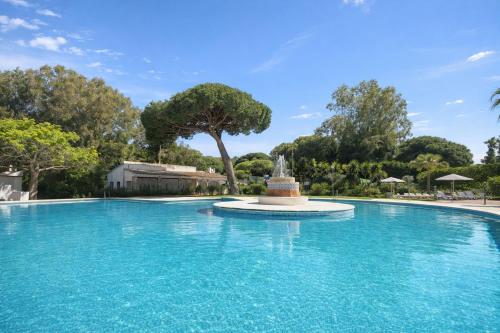 Casa Elviria, Ultimas fechas disponibles este verano, Piscina, Terraza, Cerca de la playa