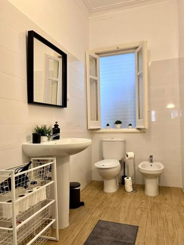 Charming 3 bedrooms apartment, cool neighbourhood