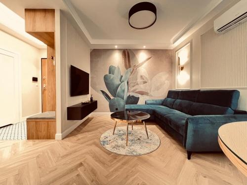 Luxury apartment between the Shipyard and the sea