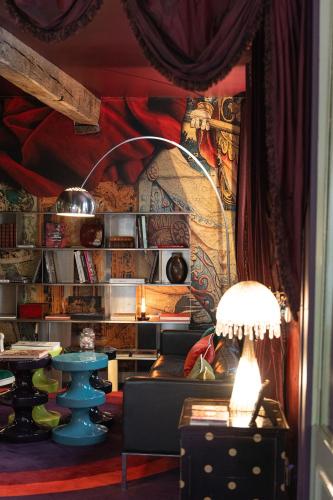 Hôtel du Petit Moulin, Haute Couture hotel by Lacroix photo 14