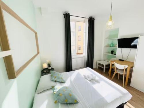 Claire 1 - 1 Bedroom - Vaise