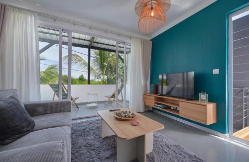 New & Cozy Loft with Pool in Cap Malheureux