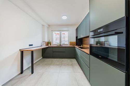 Zagreb 205 - 3 Bedroom - Parking - Two-level - New - Apartment - Flexible Keybox Entry - Modern - Monthly Rent - WiFi