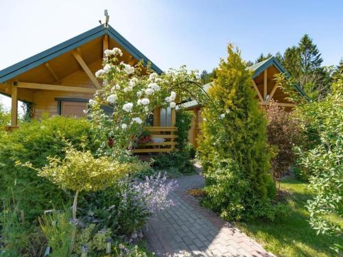 Holiday Home Haus in Gmina Postomino mit Garten und Terrasse by Interhome