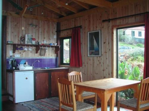Holiday Home in Canhas mit Schönem Garten by Interhome