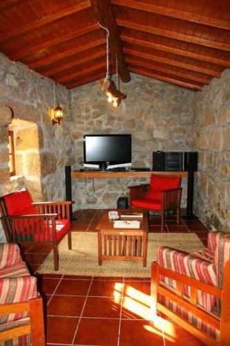 Holiday Home Ländliche Finca Casa da Rocha by Interhome