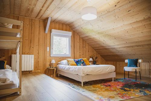 La Flânerie, spacieux loft au calme avec jacuzzi