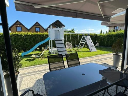 Holiday Home Gemütliches Ferienhaus an der Ostsee - Haus Nr- 2 by Interhome